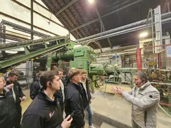 Bezoek aan de Nelskamp dakpannen fabriek in Schermbeck