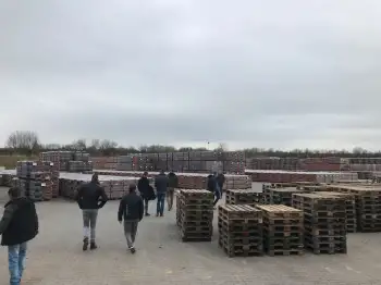 Op werkbezoek bij de Nibra dakpannen fabriek in Ammensleben