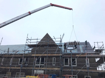 Project in Urk in samenwerking met Zep de bedenker van de zonnedakpan. 275 m2 Nelskamp f10 leggen en aan de andere zijde komst 2 Project in Urk in samenwerking met Zep de bedenker van de zonnedakpan. 275 m2 Nelskamp f10 leggen en aan de andere zijde komst 2