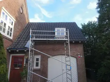 4 woningen in Assen voorzien van nieuwe Koramic vhv dakpannen