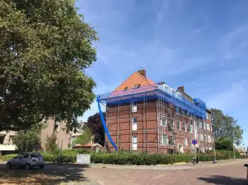 Dakpannen vervangen appartementencomplex VvE in Groningen