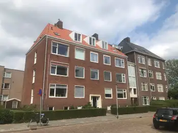 Dakpannen vervangen appartementencomplex VvE in Groningen