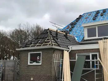 Nieuw weerdinge nieuwe pannen de Madura leikleur en een nieuw dakkapel geplaatst