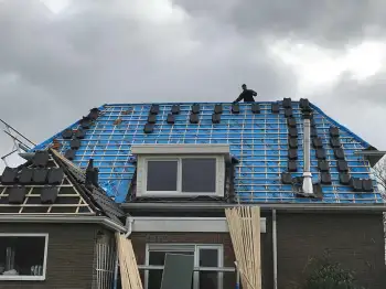 Nieuw weerdinge nieuwe pannen de Madura leikleur en een nieuw dakkapel geplaatst