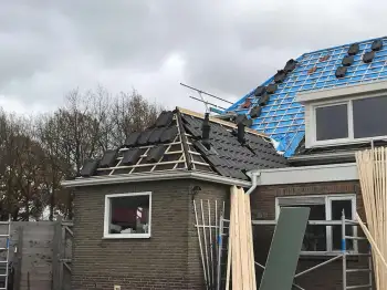 Nieuw weerdinge nieuwe pannen de Madura leikleur en een nieuw dakkapel geplaatst