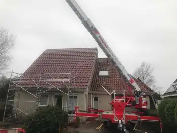 Roben Flandern plus dakpannen leggen in oude pekela