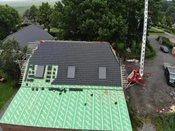 Nieuwe dakpannen in buinerveen multibouw