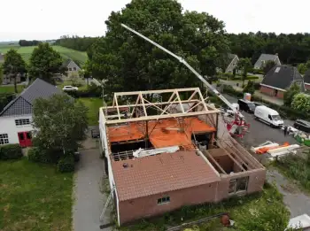 Nieuwe dakpannen leggen in samenwerking met Multibouw bv