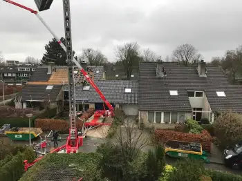 Een woonwijk in Haren collectief voorzien van nieuwe Nelskamp dakpannen