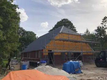 Nieuw-Buinen Boerderij voorzien van dakpanprofielplaten Speelman