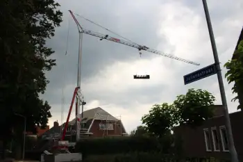 Koramic stormpanen leggen op jaren 30 woning in Stadskanaal