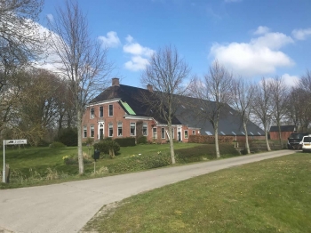 in Uithuizen woning voorzien van unidek isolatie en Nelskamp d13u in Uithuizen woning voorzien van unidek isolatie en Nelskamp d13u