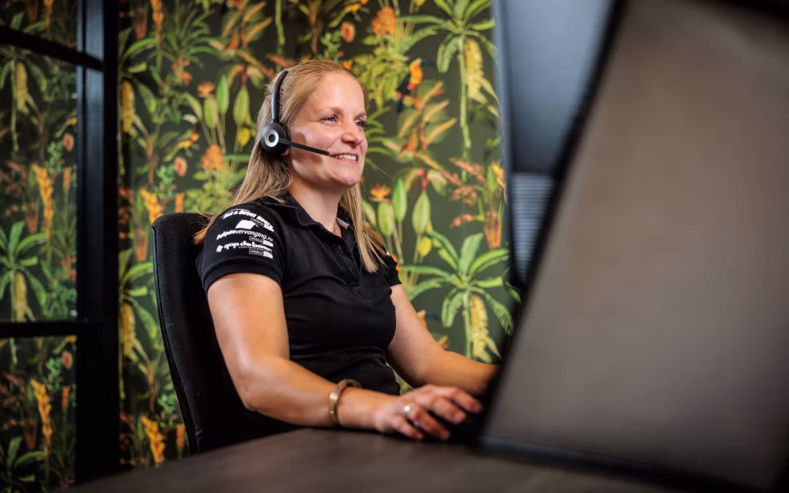 contact met elise van dakpanvervanging